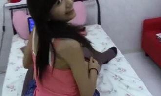 韩国女主播被脱丝袜,韩国女主播意外曝光引发热议